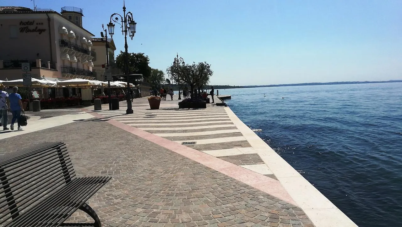Casa Melania Lazise Daire İtalya